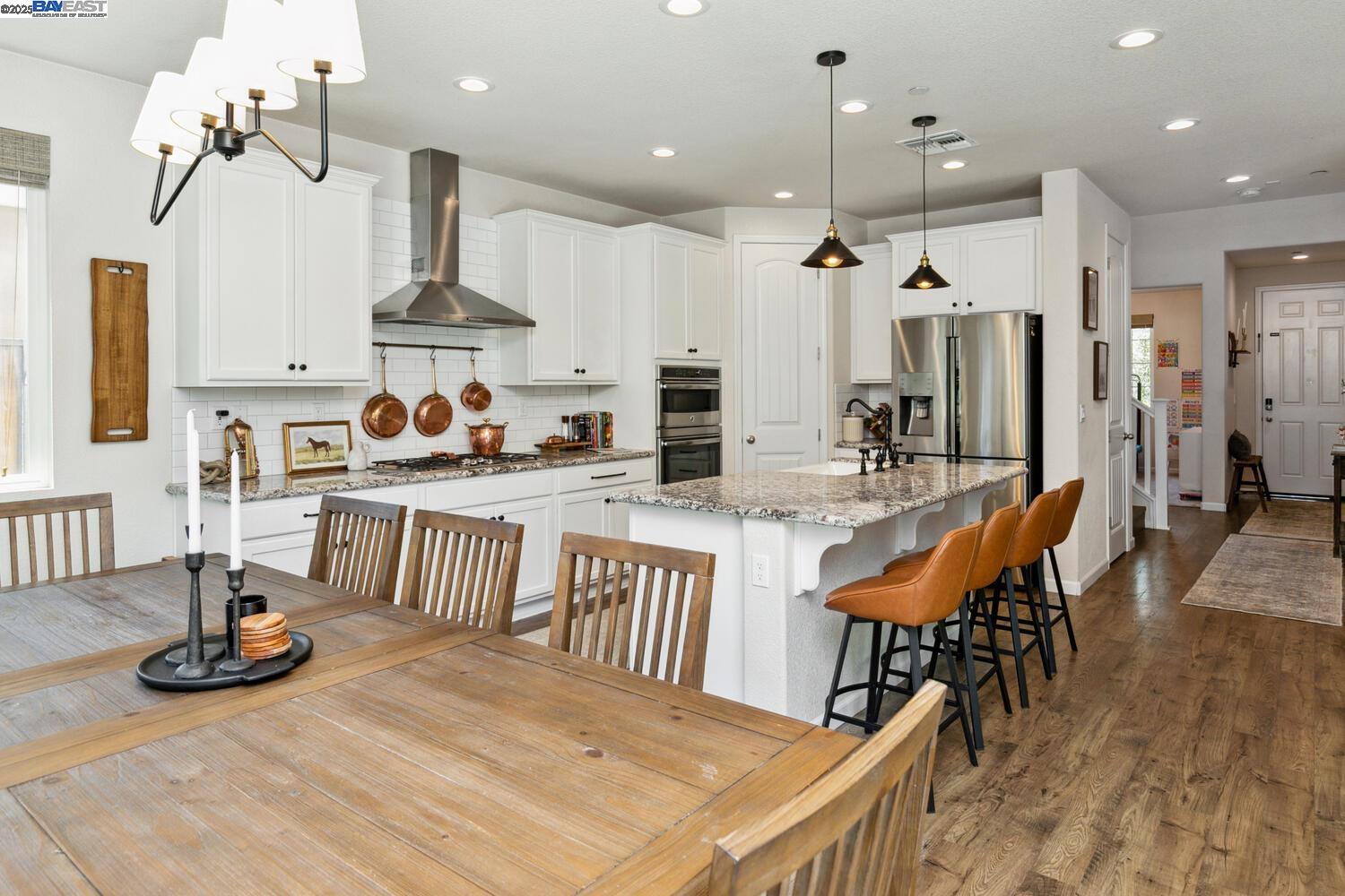 280 Coolcrest Dr.