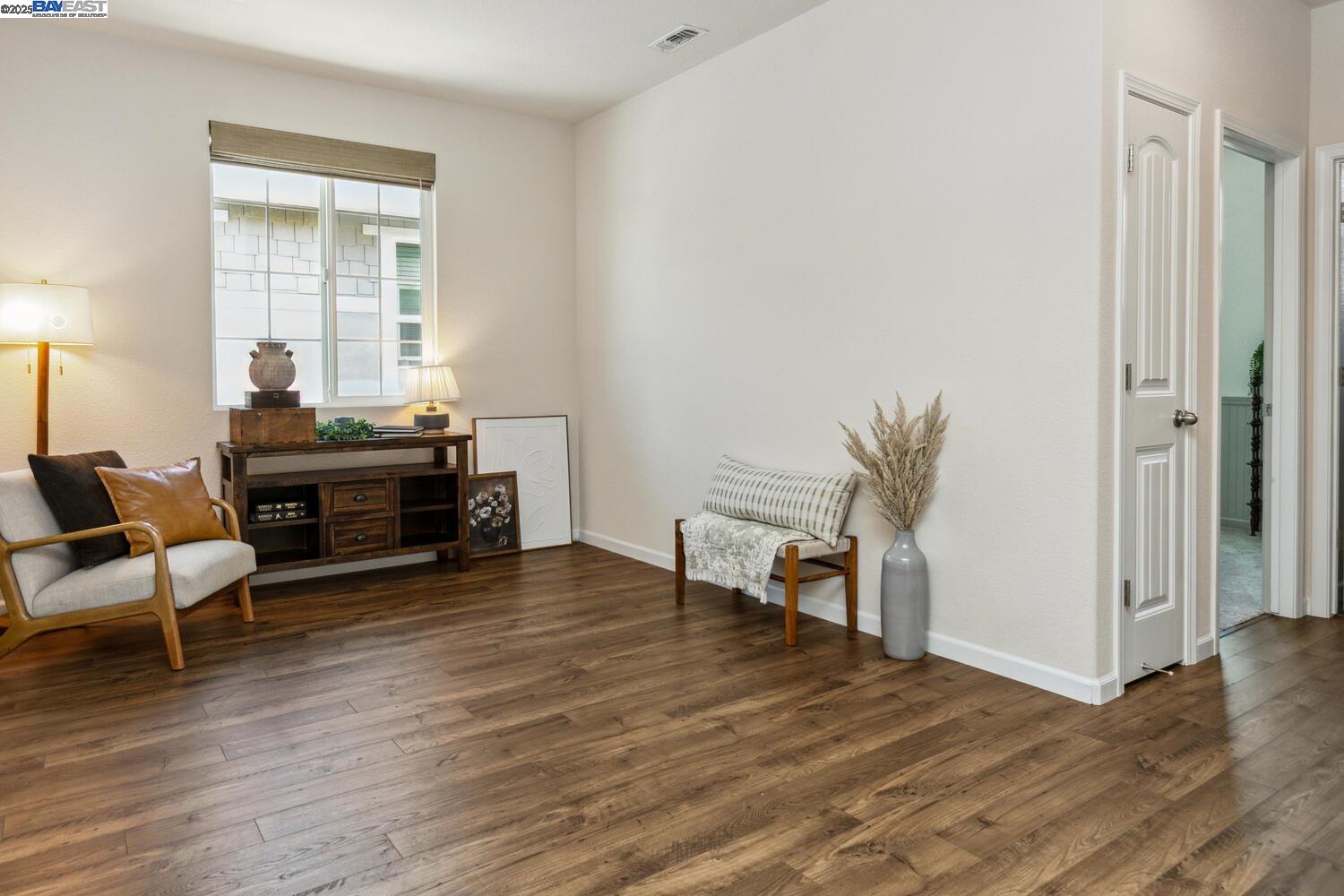280 Coolcrest Dr.