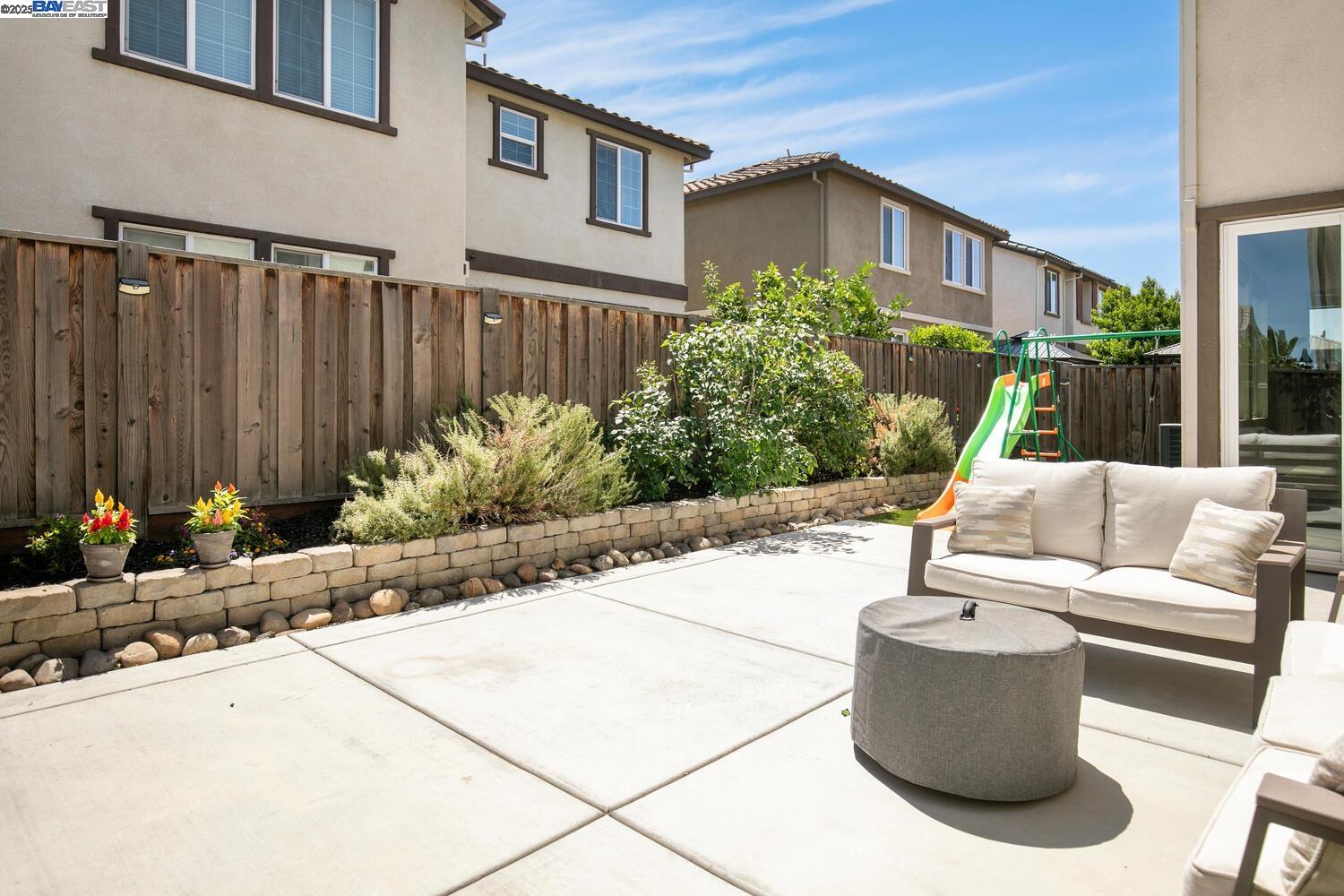 280 Coolcrest Dr.