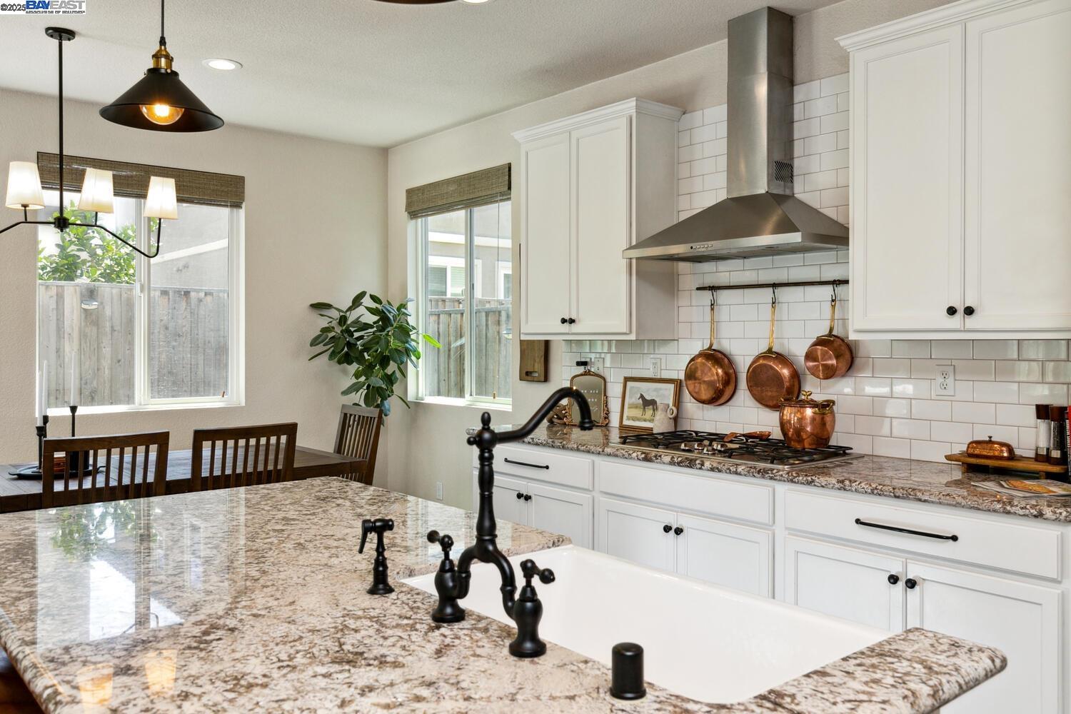 280 Coolcrest Dr.