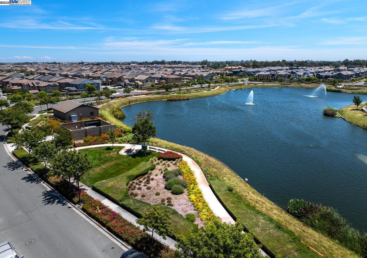 280 Coolcrest Dr.