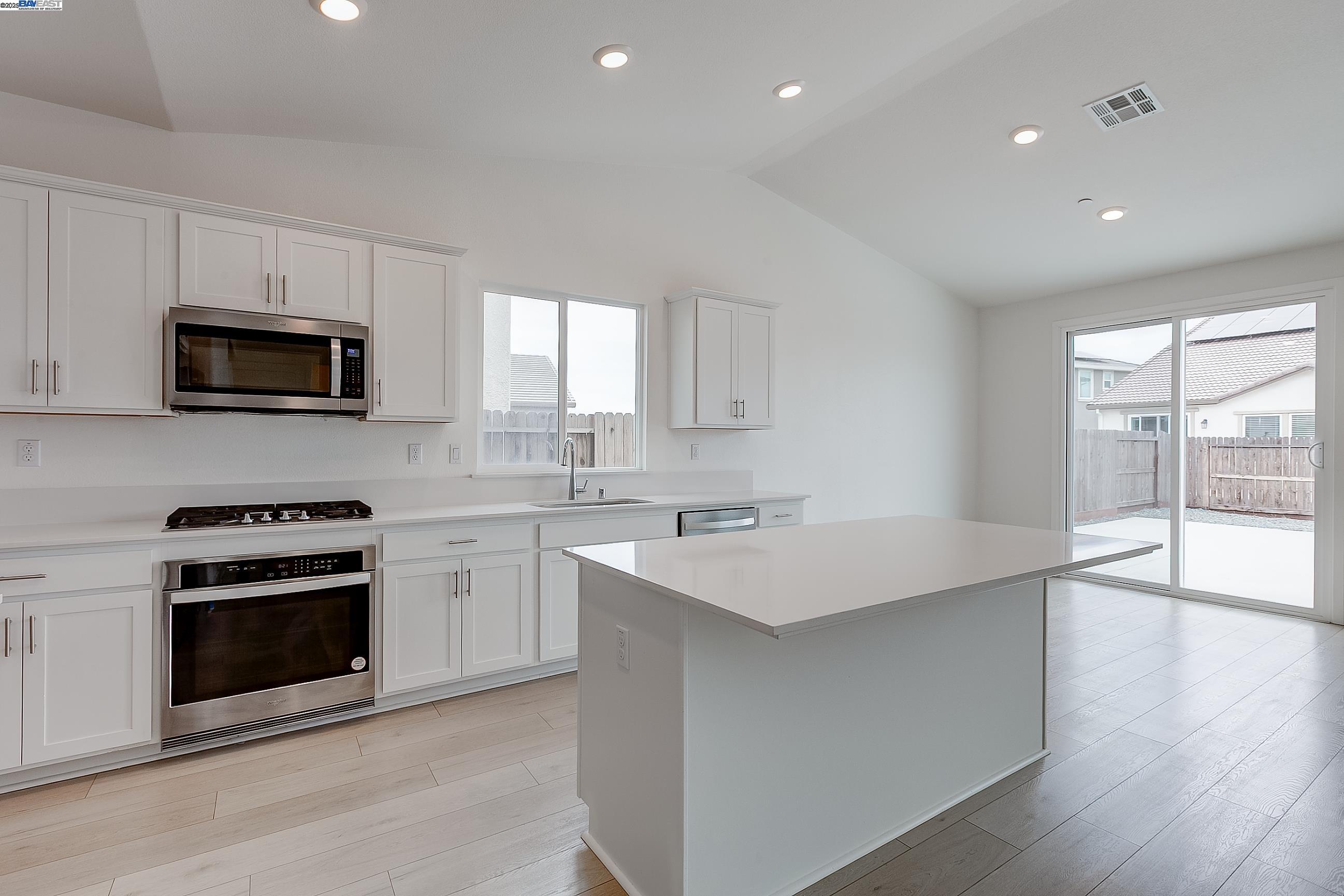 1227 RICHARDSON RD