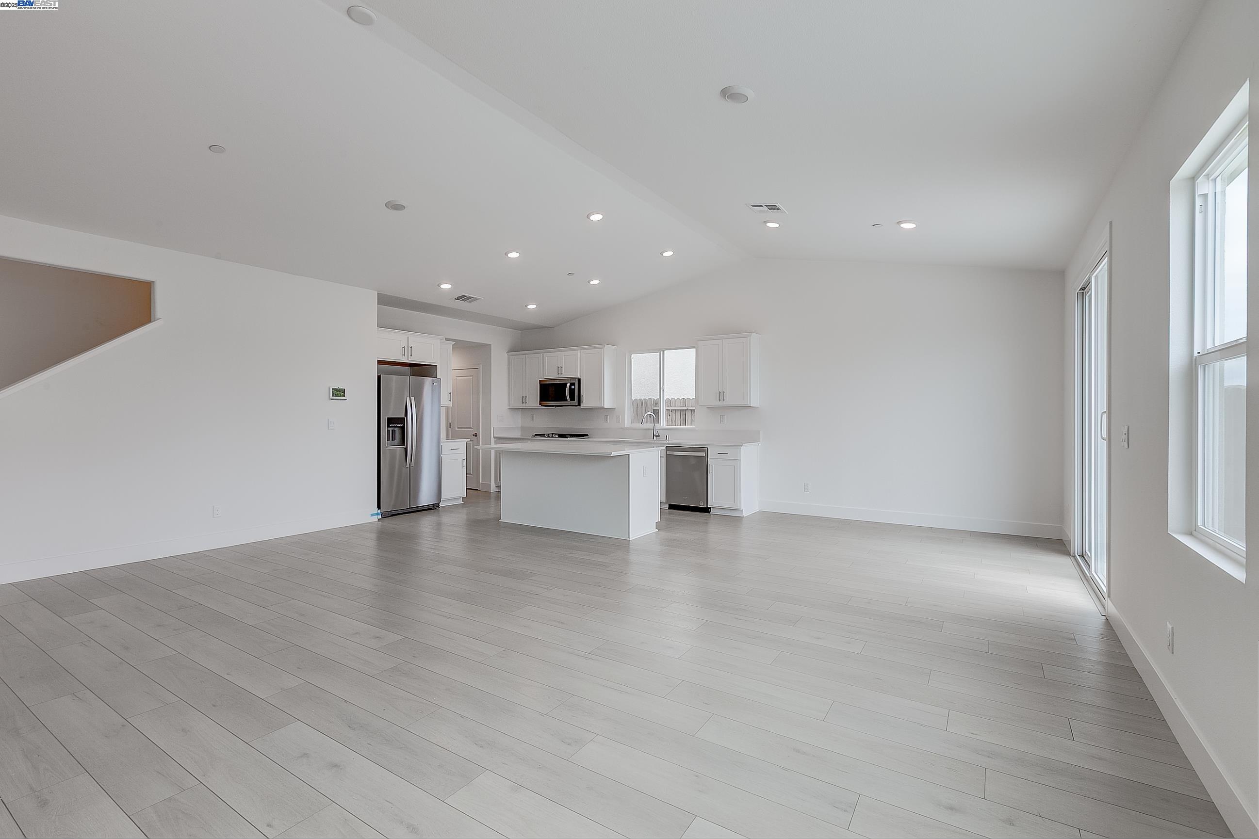 1227 RICHARDSON RD