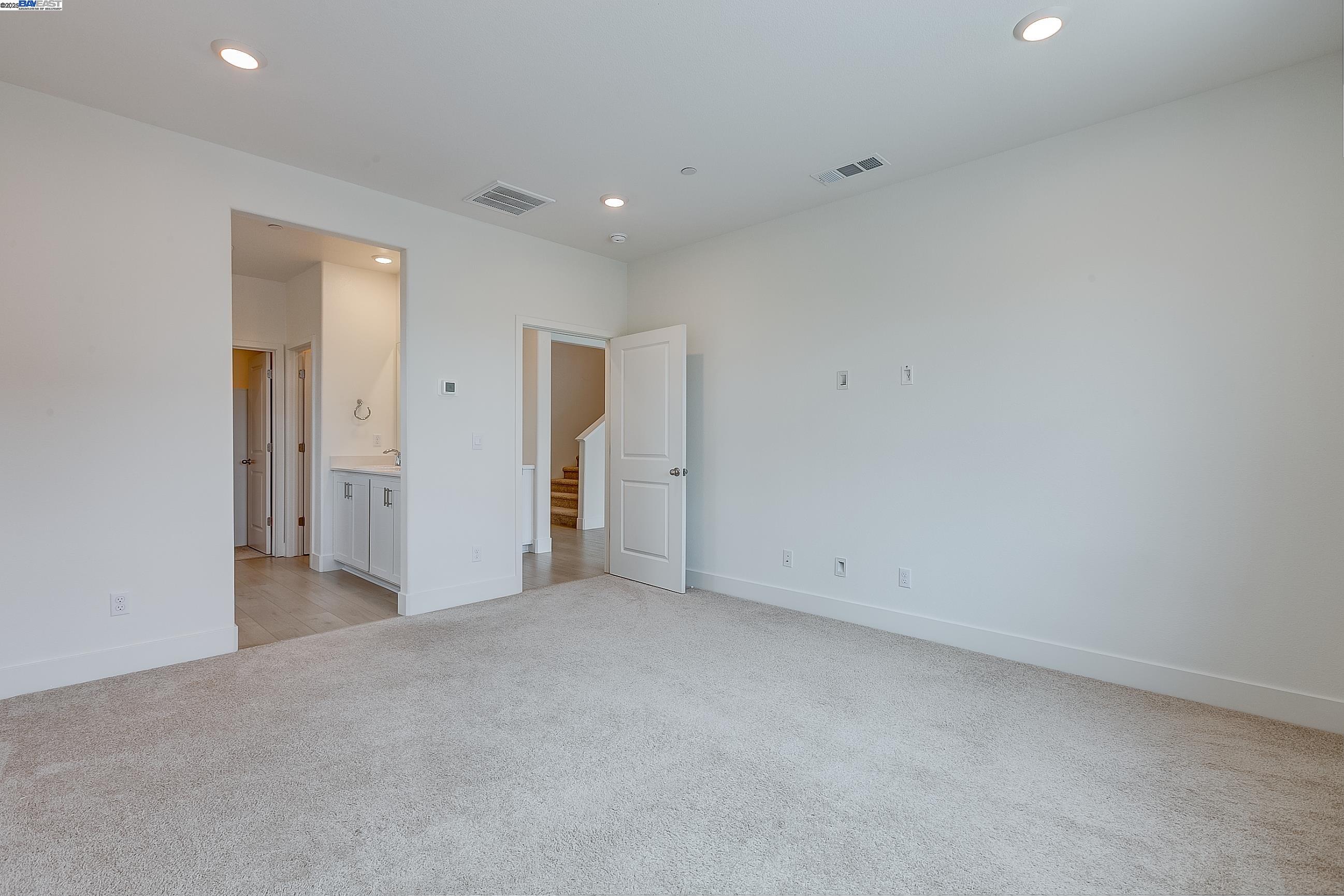 1227 RICHARDSON RD