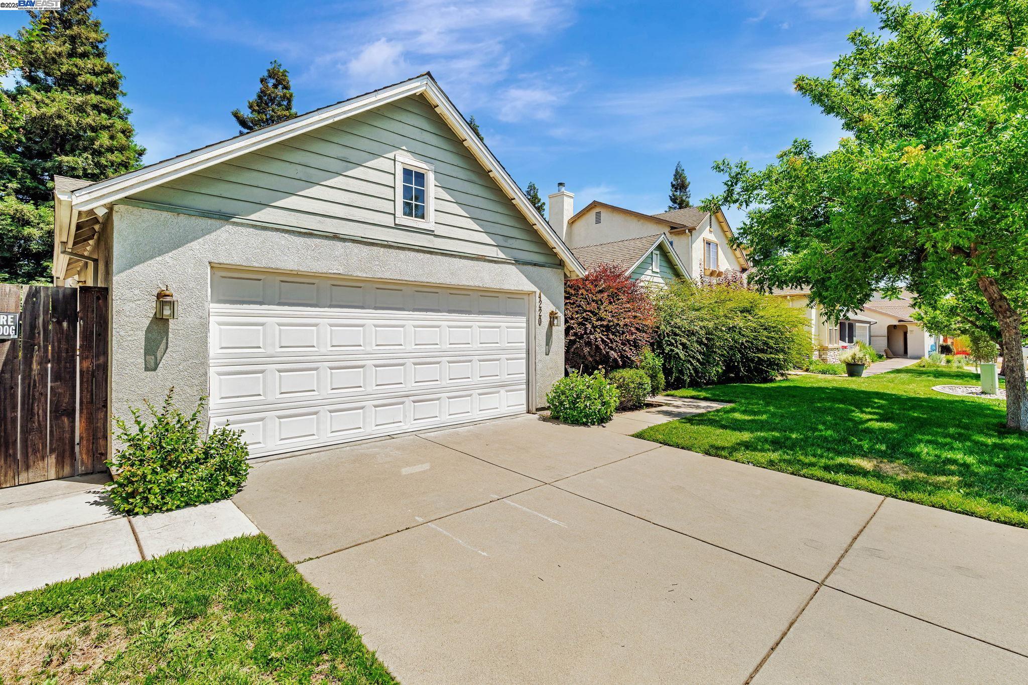 4220 Lifescapes Dr
