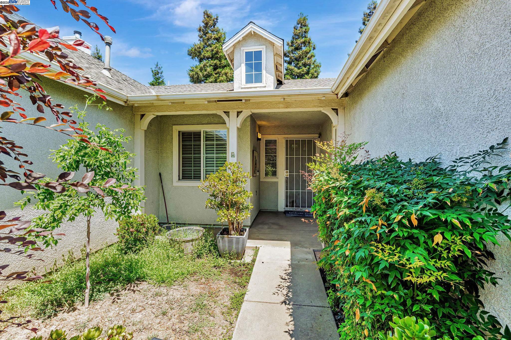4220 Lifescapes Dr