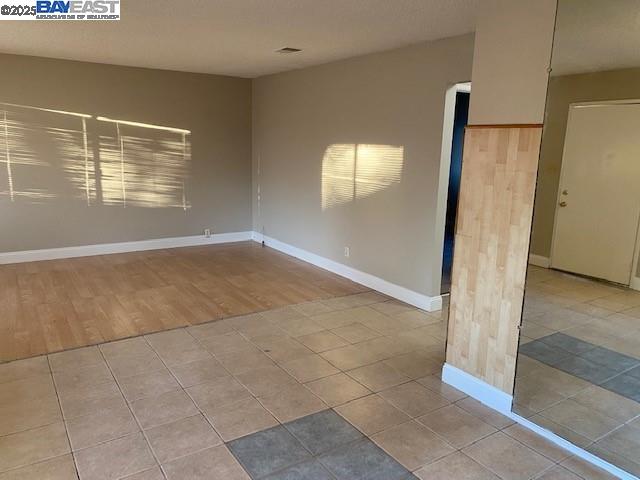 2209 Peppertree Way # 1