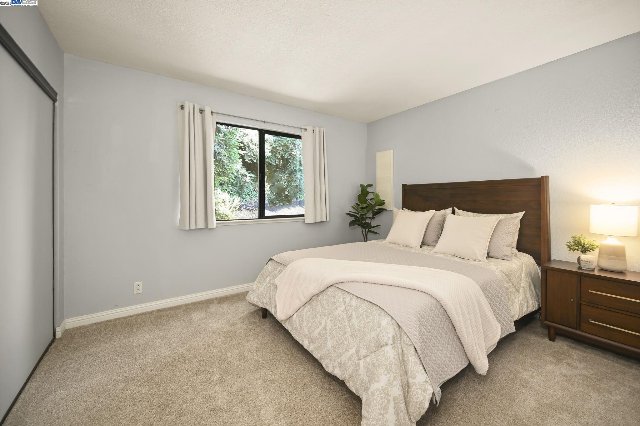 211 Arthur Ct