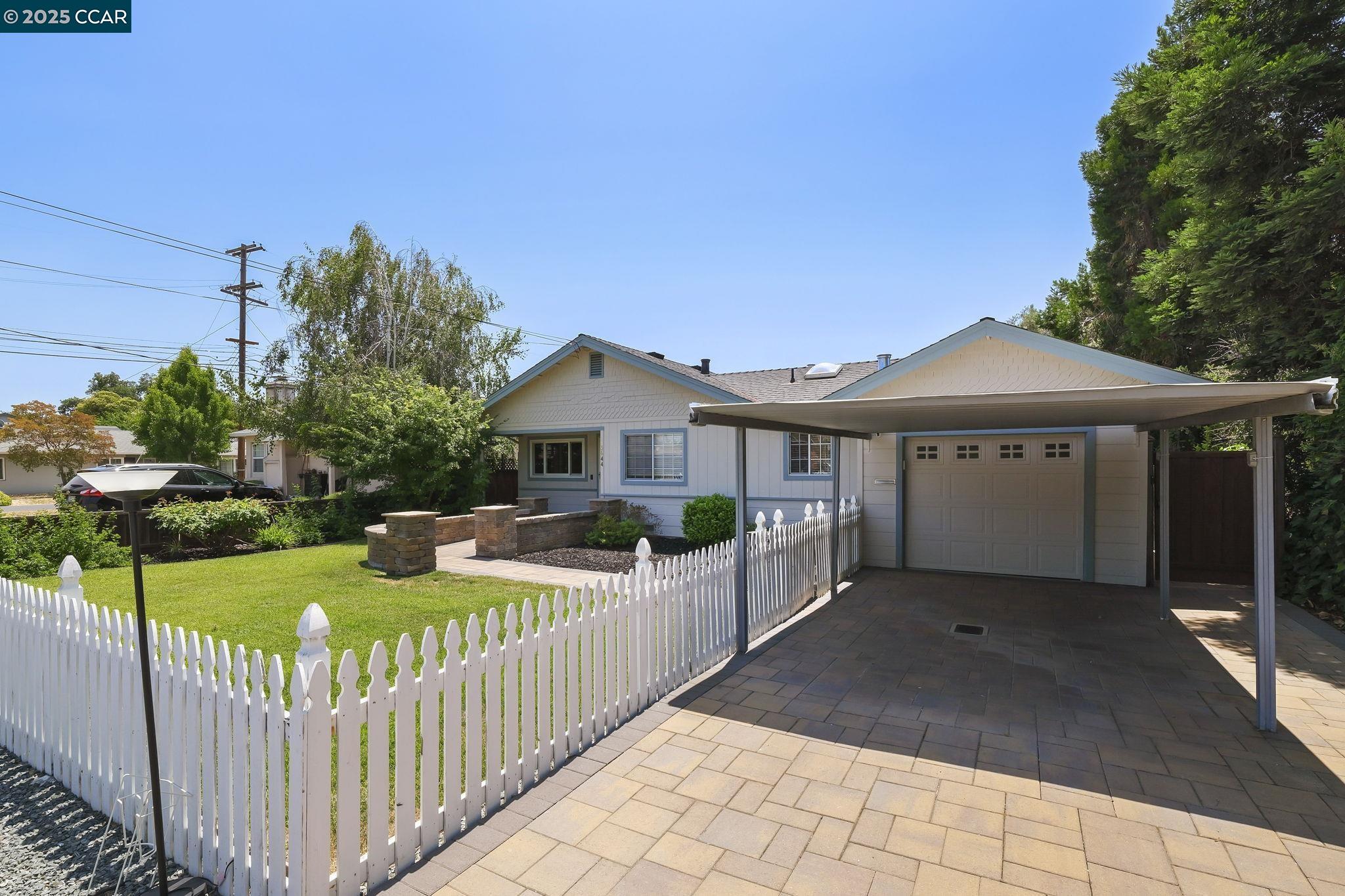 3644 Walnut Ave
