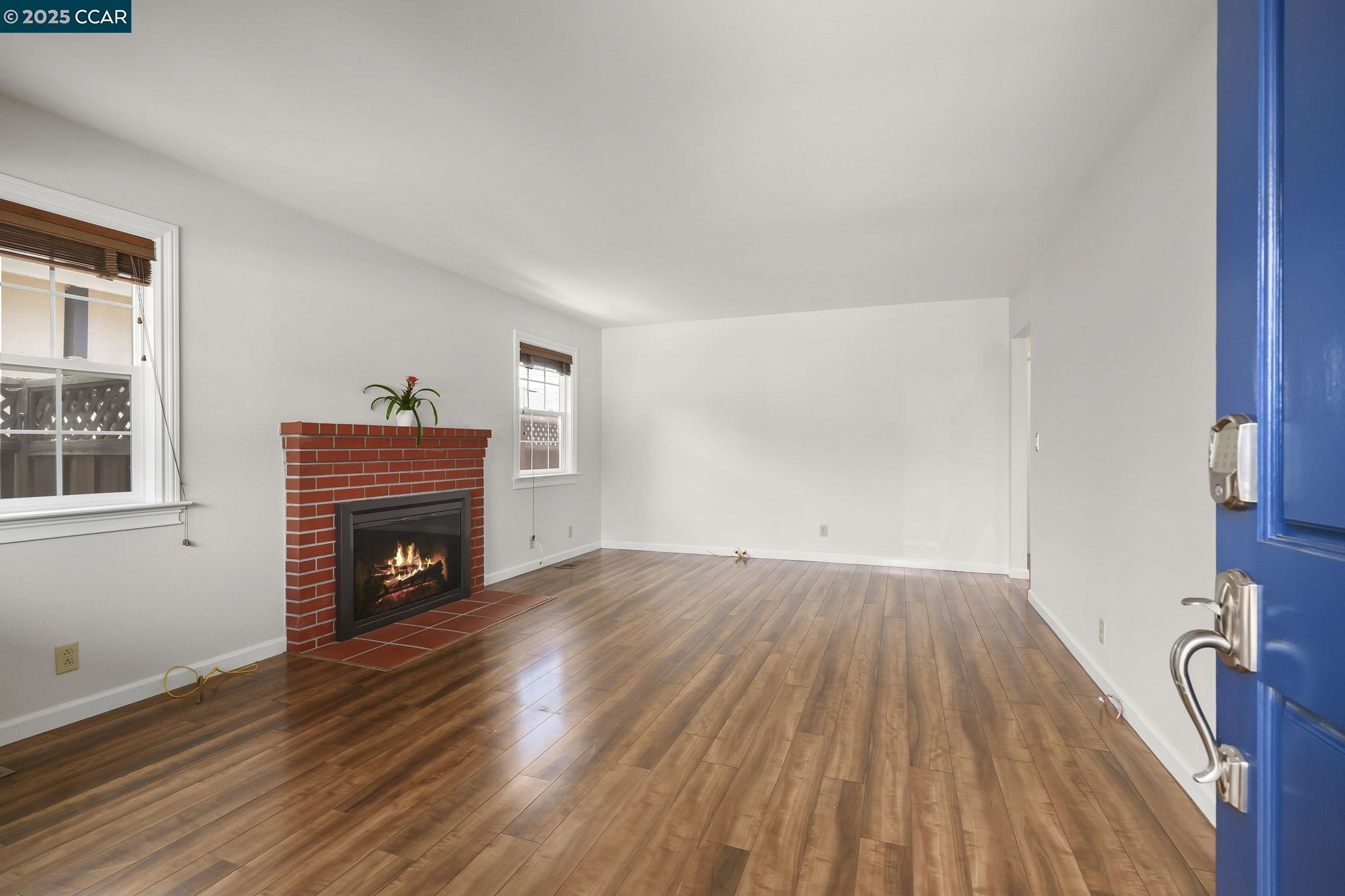 3644 Walnut Ave