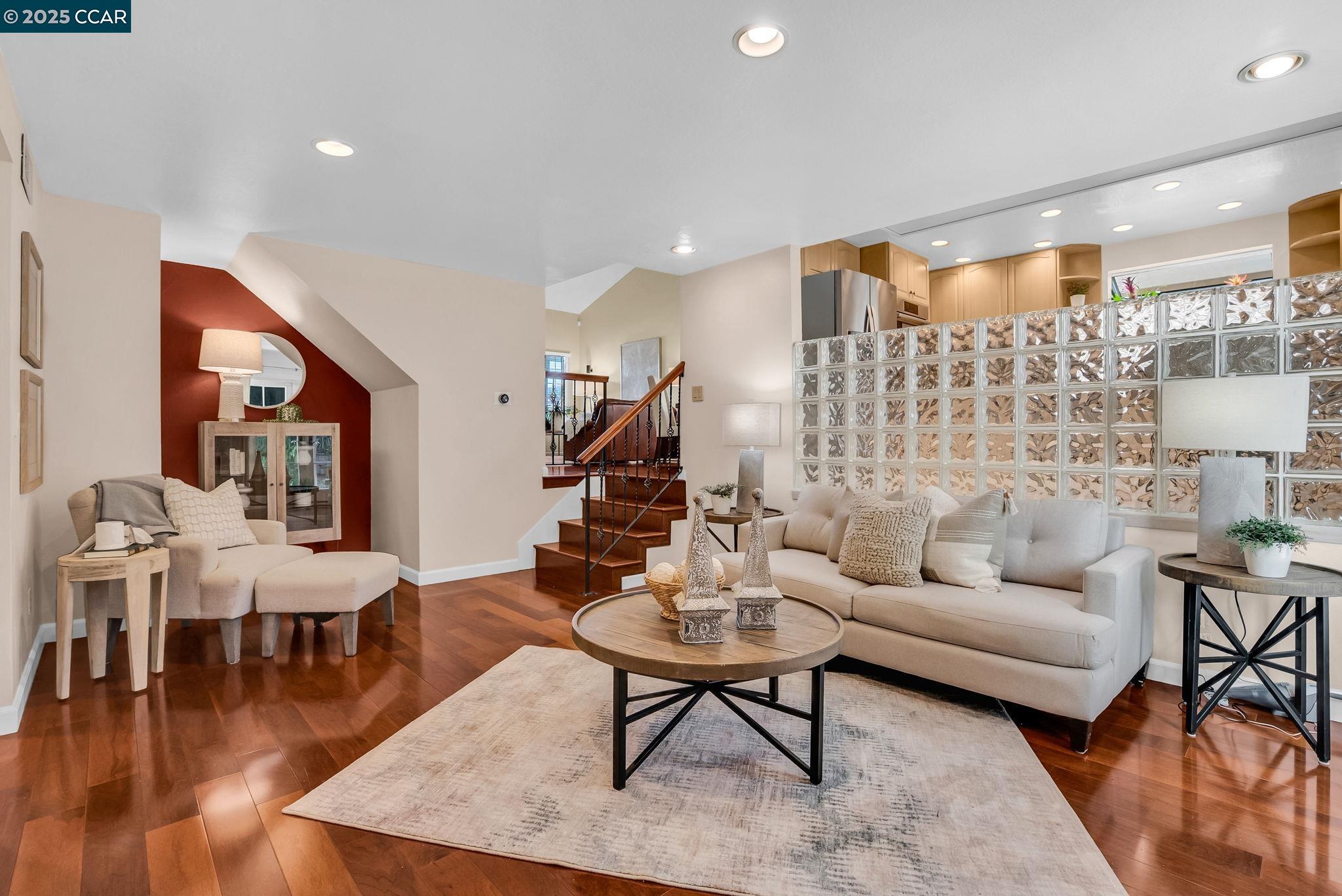 102 Monasterio Ct