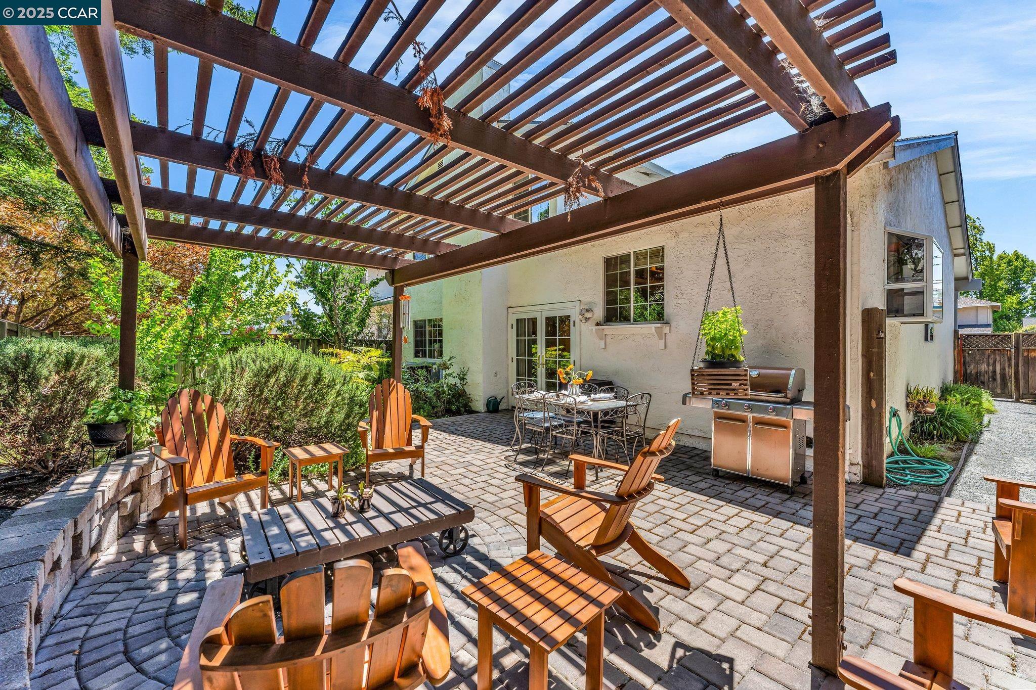102 Monasterio Ct