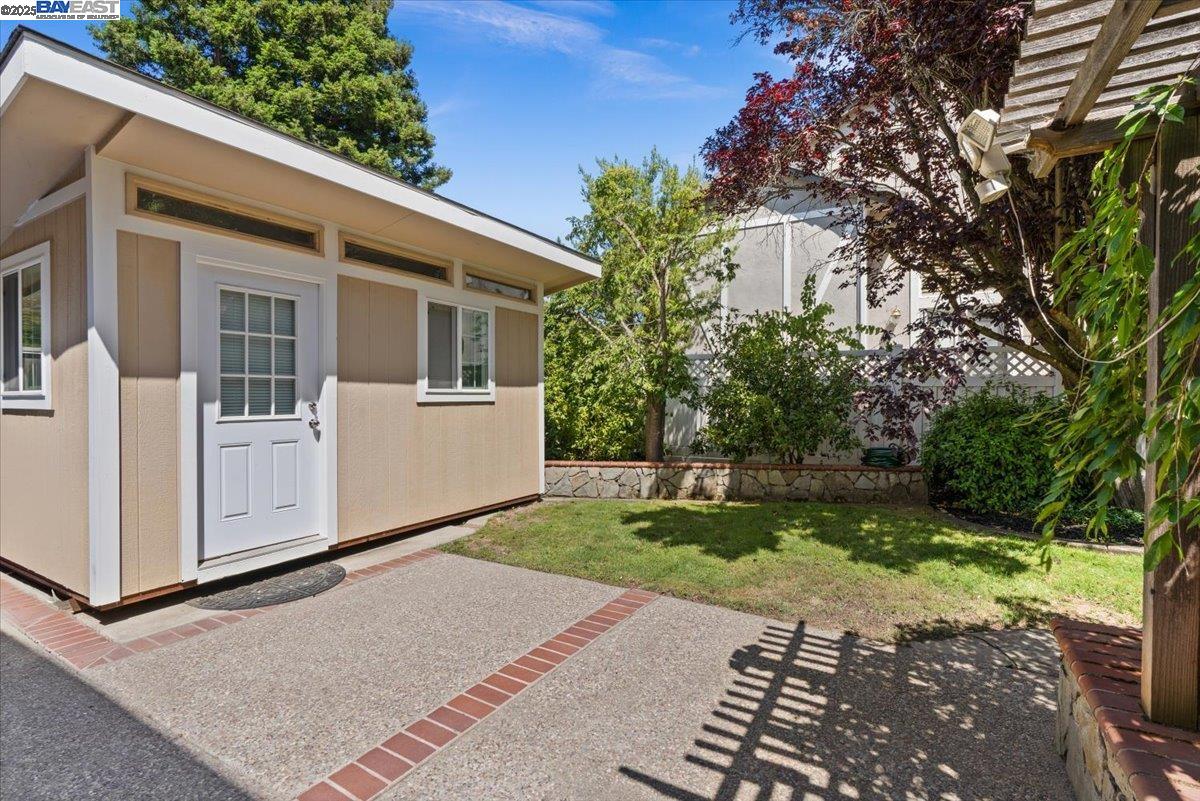 318 Montoya Way