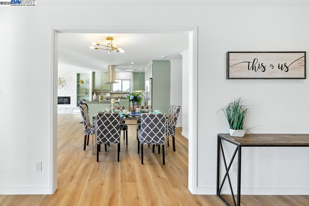 11 Alhambra Ct