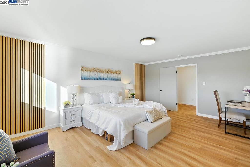 11 Alhambra Ct