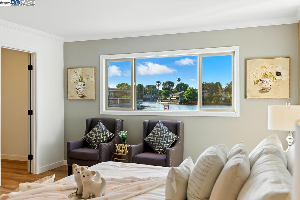 11 Alhambra Ct