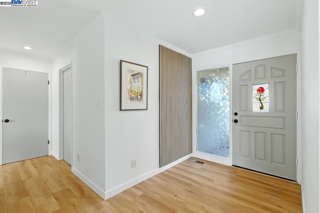 11 Alhambra Ct