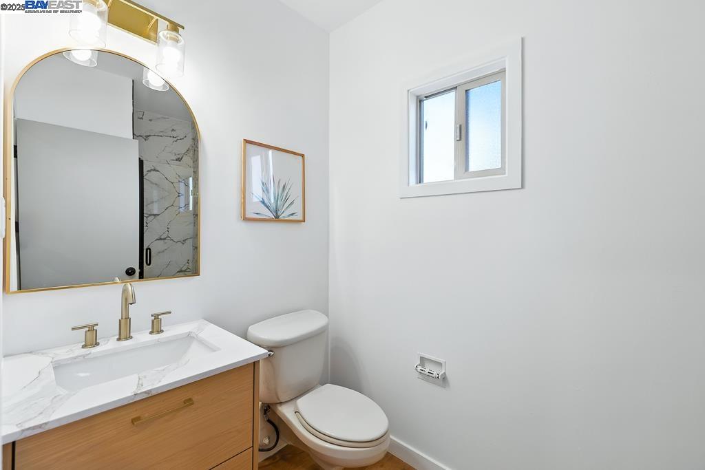11 Alhambra Ct