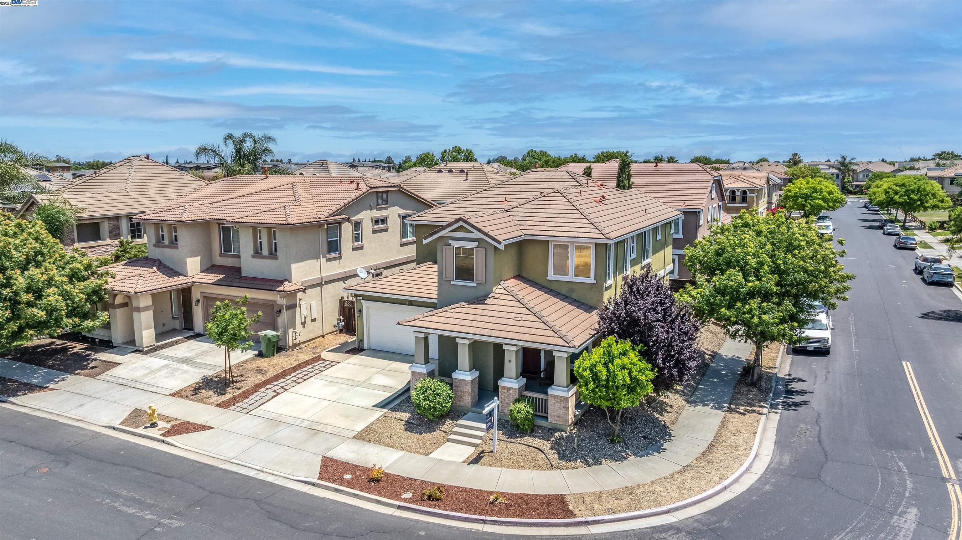 2457 Mojave Dr