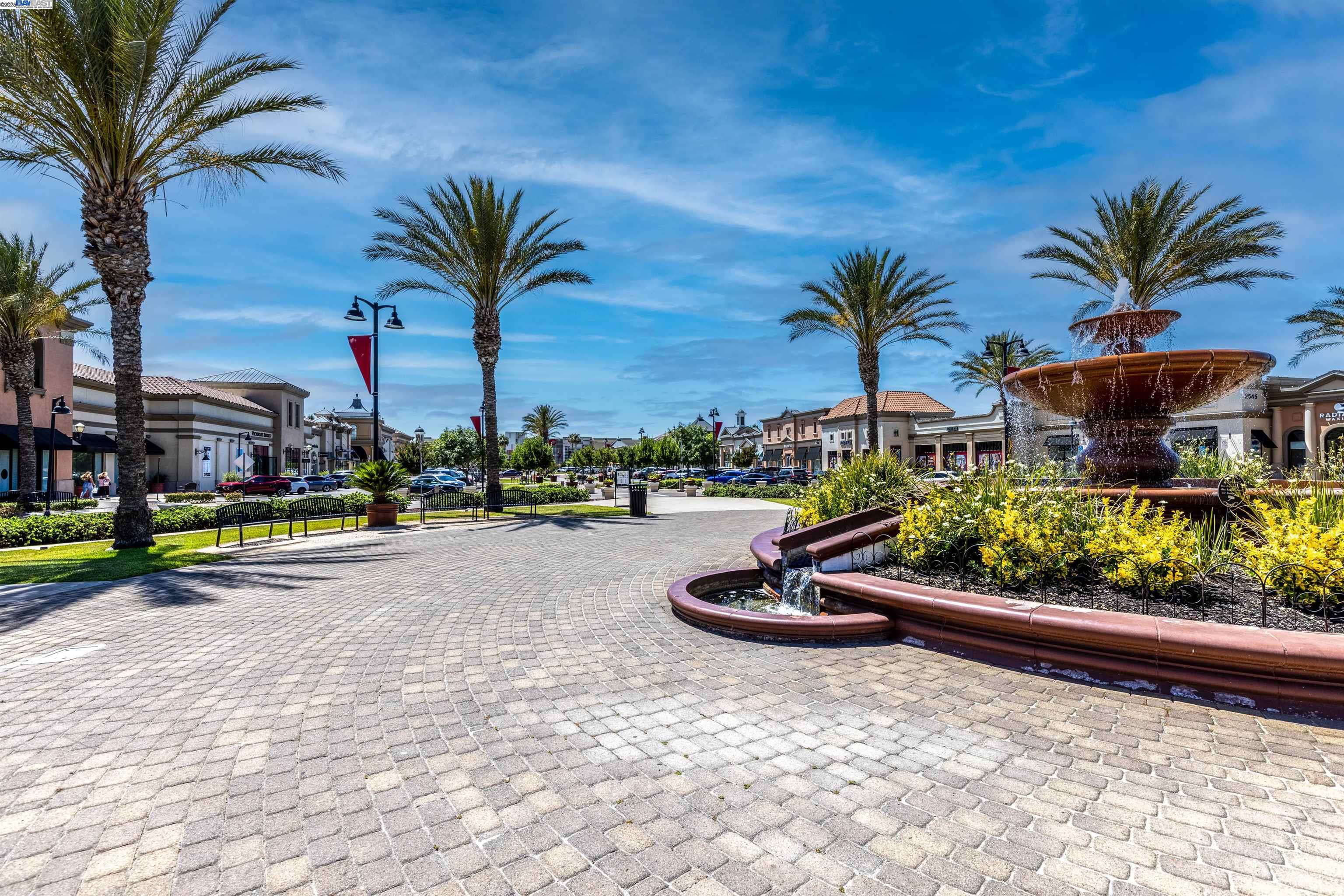 2457 Mojave Dr