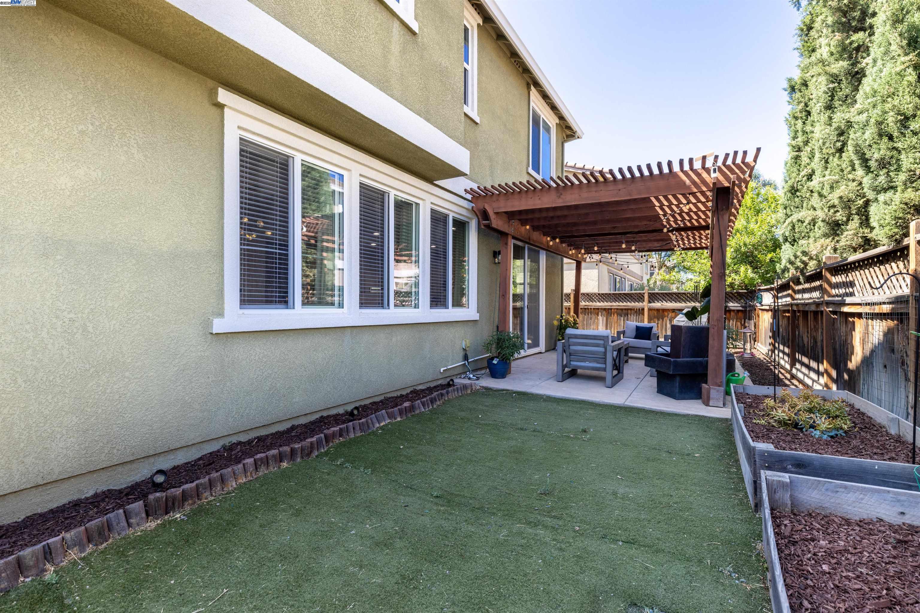 2457 Mojave Dr