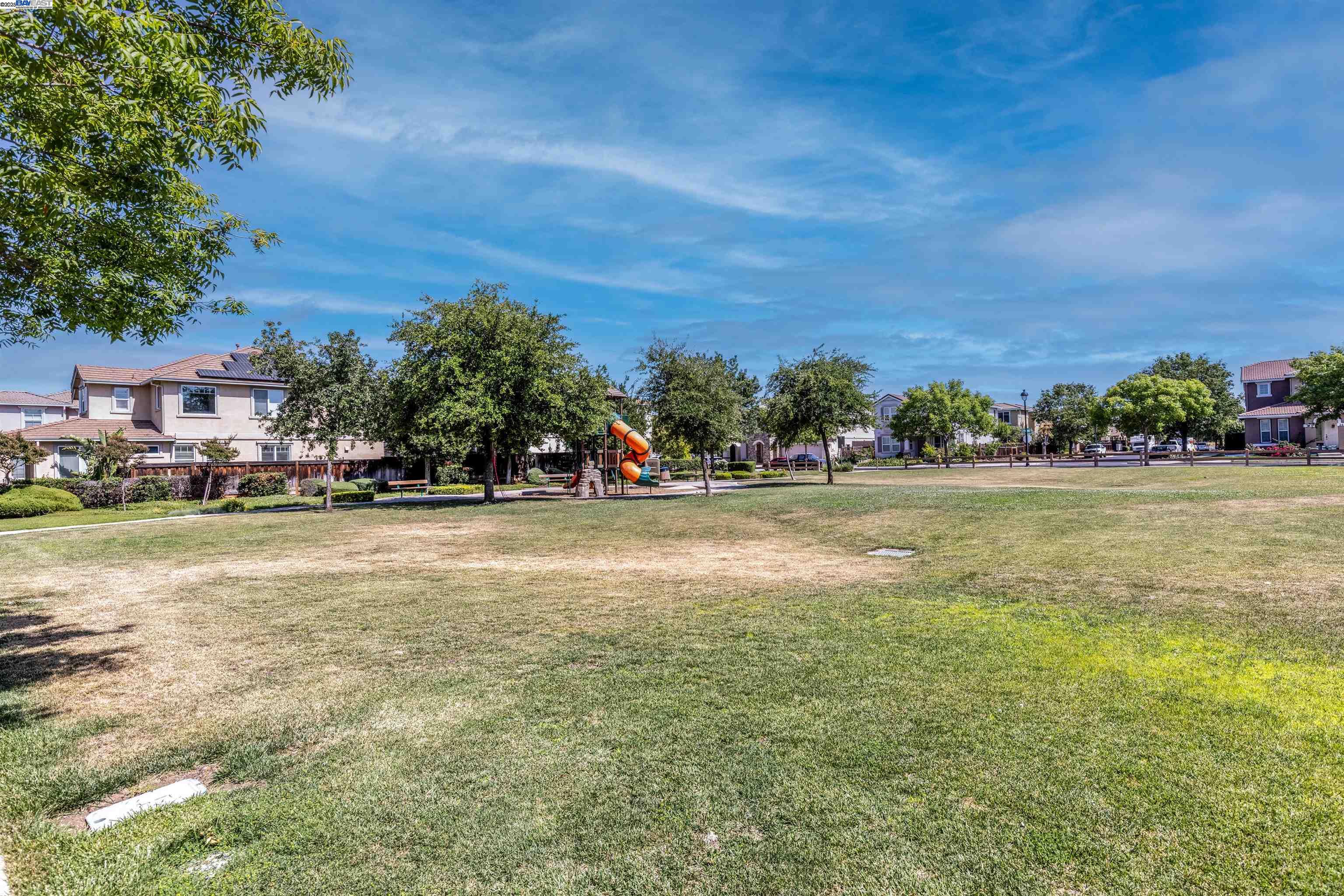 2457 Mojave Dr
