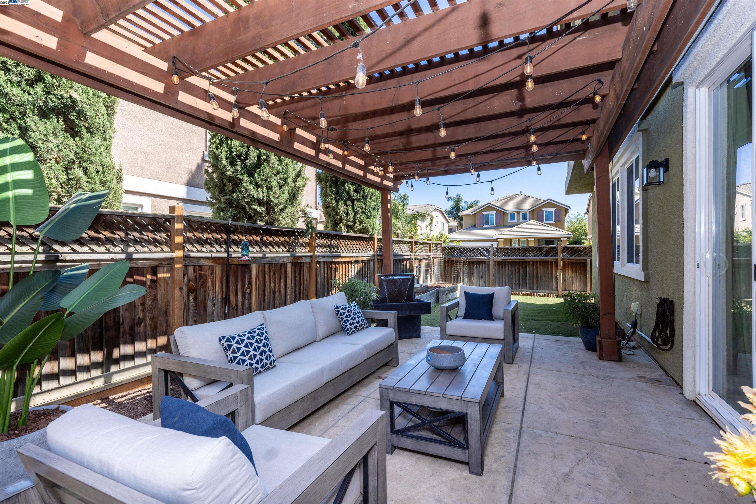 2457 Mojave Dr