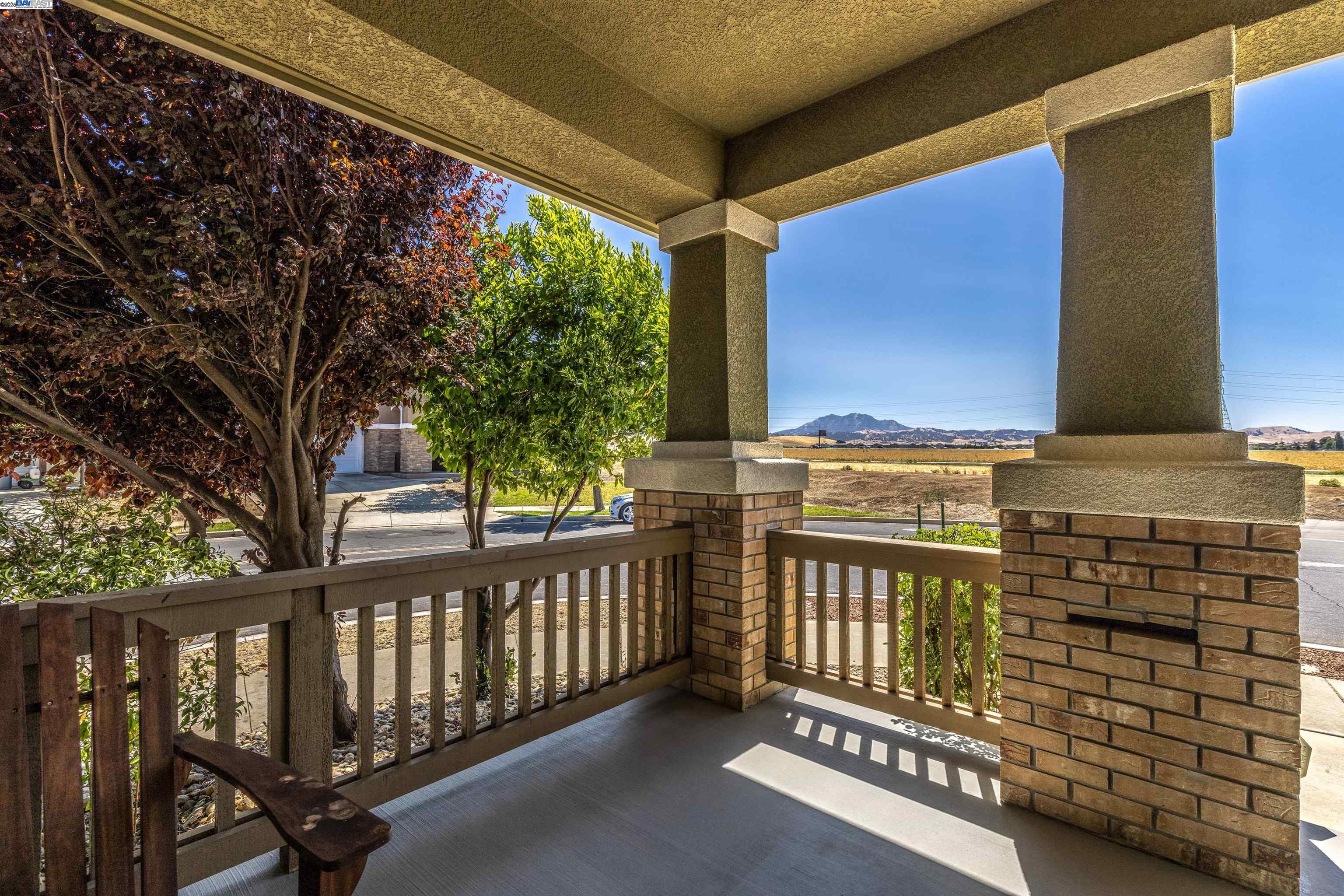 2457 Mojave Dr