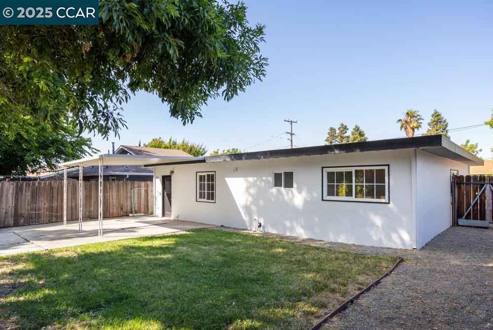4192 Valley Ave