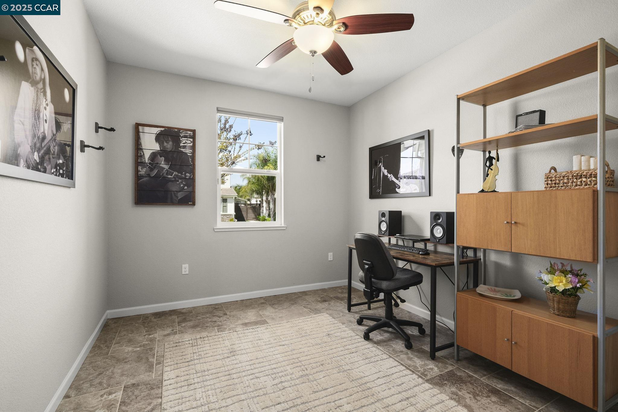 190 Pasilla Ct