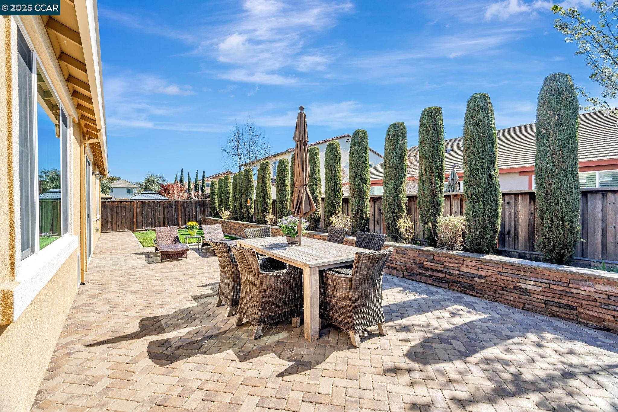 190 Pasilla Ct