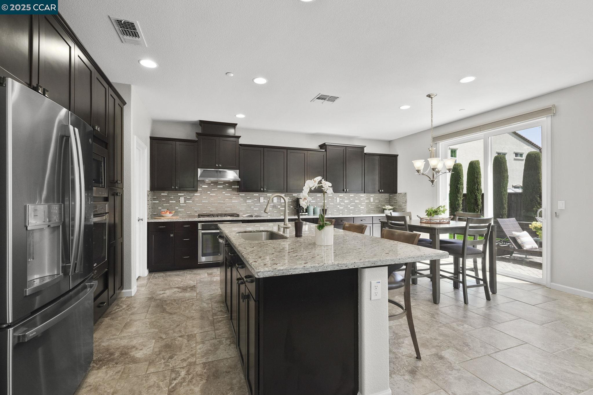 190 Pasilla Ct