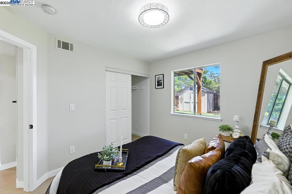 5113 Tumbleweed Ct