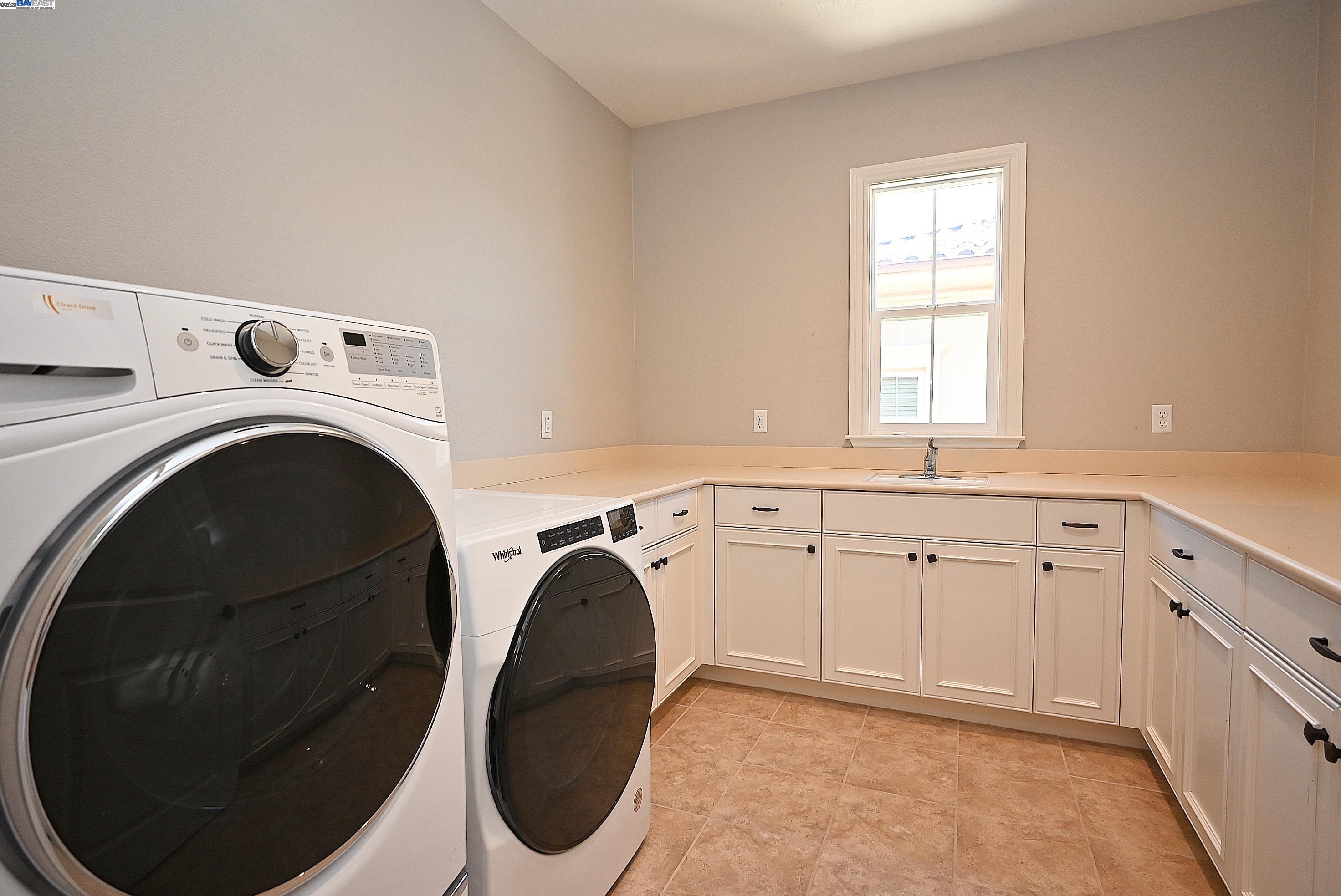 3009 Drysdale St