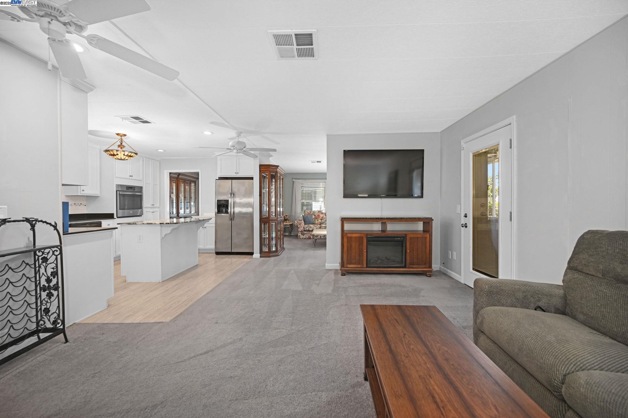 3231 Vineyard Ave., #102 # 102