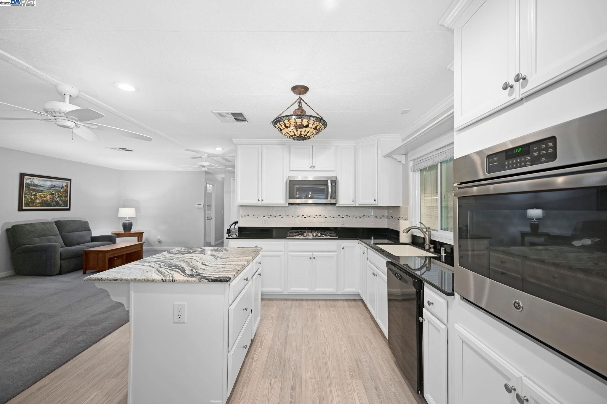 3231 Vineyard Ave., #102 # 102