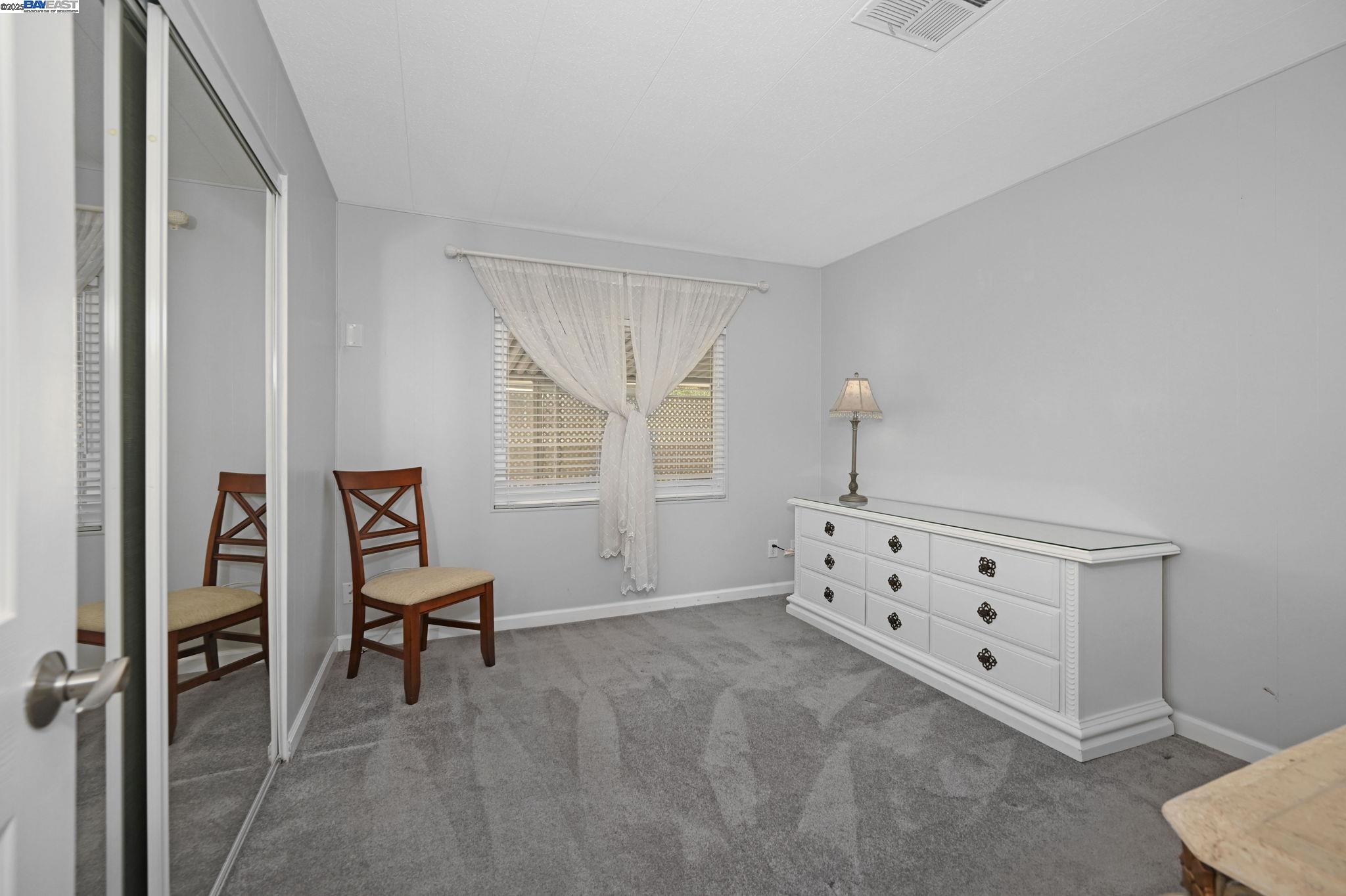3231 Vineyard Ave., #102 # 102