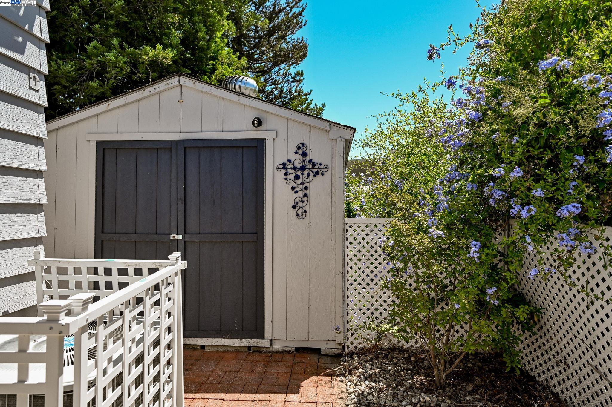 3231 Vineyard Ave., #102 # 102