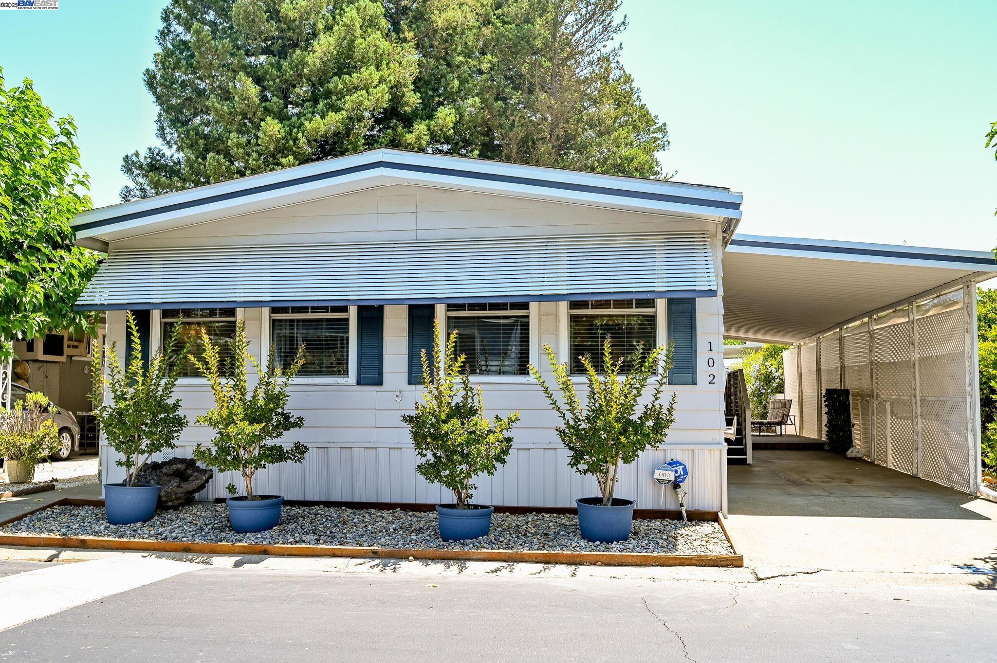 3231 Vineyard Ave., #102 # 102