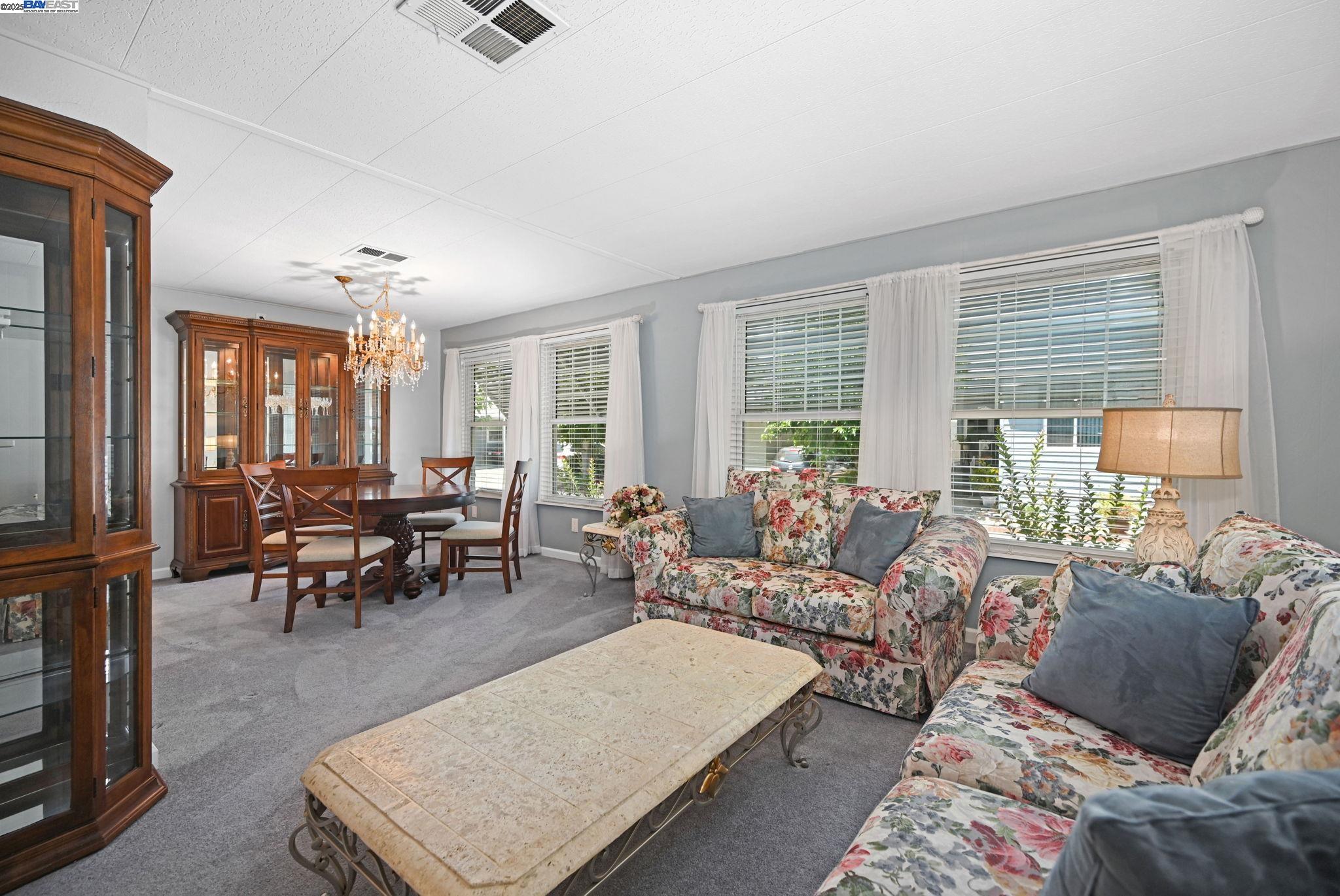 3231 Vineyard Ave., #102 # 102