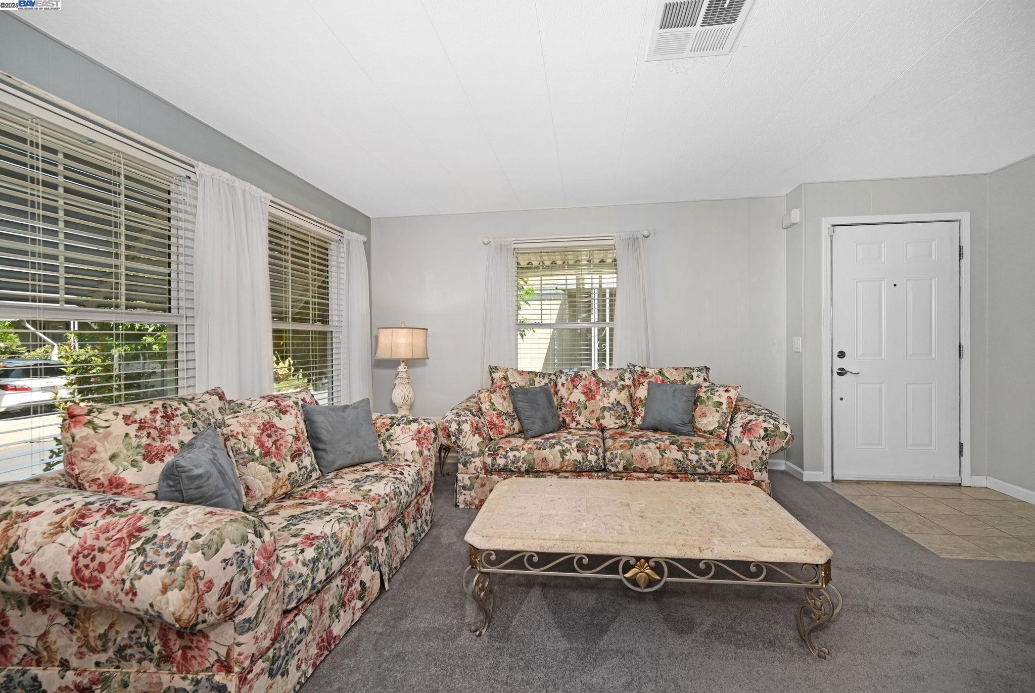 3231 Vineyard Ave., #102 # 102