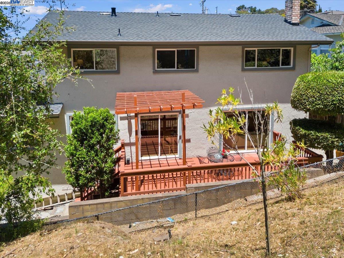 3457 Hackamore Dr