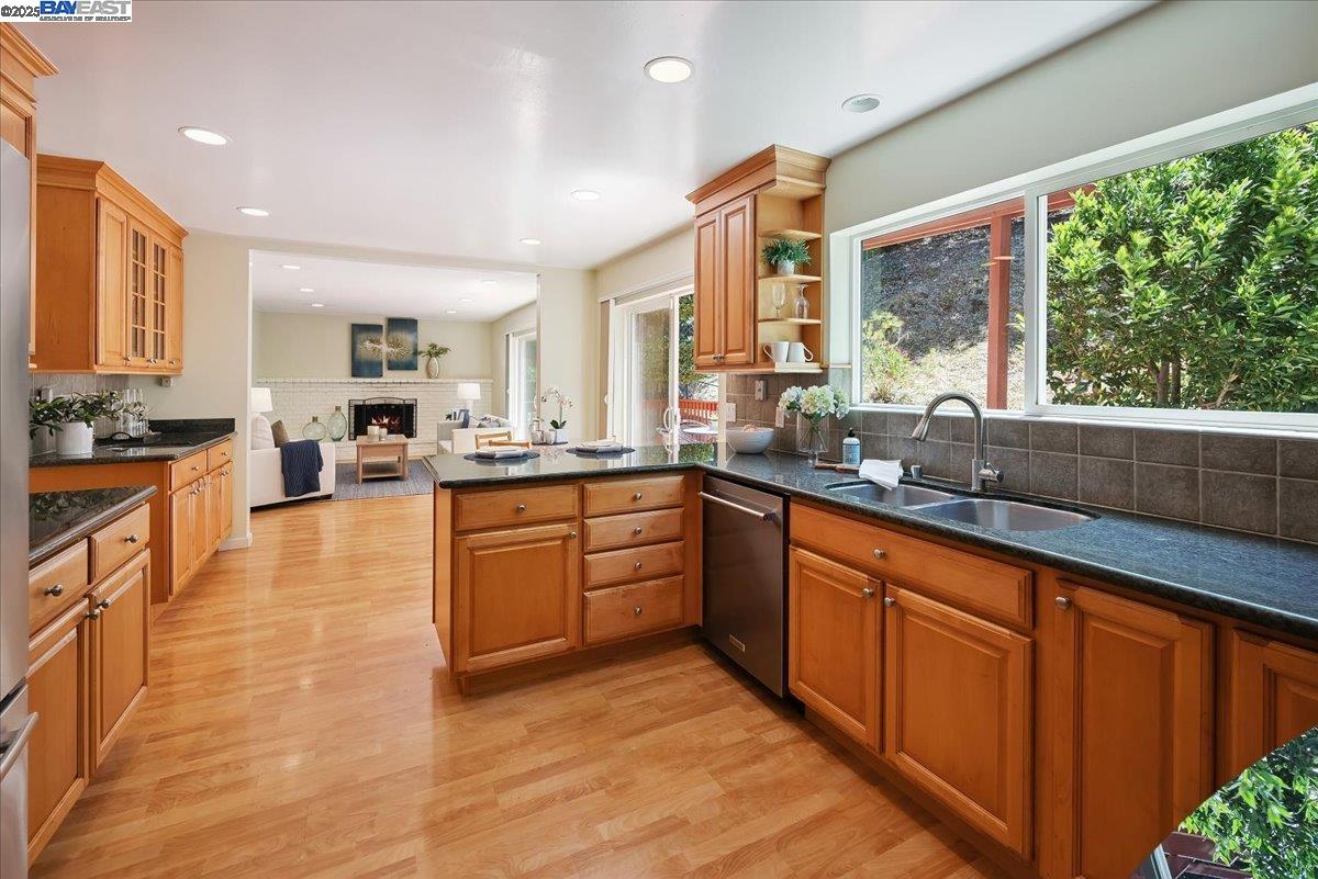 3457 Hackamore Dr