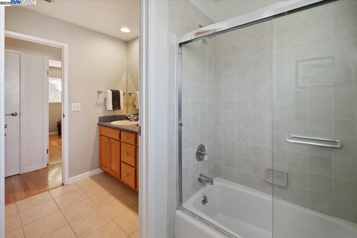 3457 Hackamore Dr
