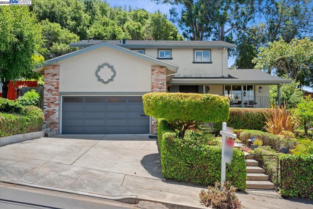 3457 Hackamore Dr