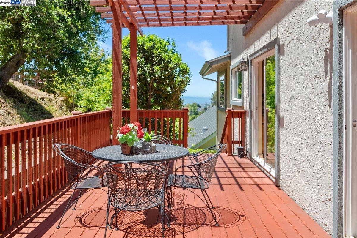 3457 Hackamore Dr
