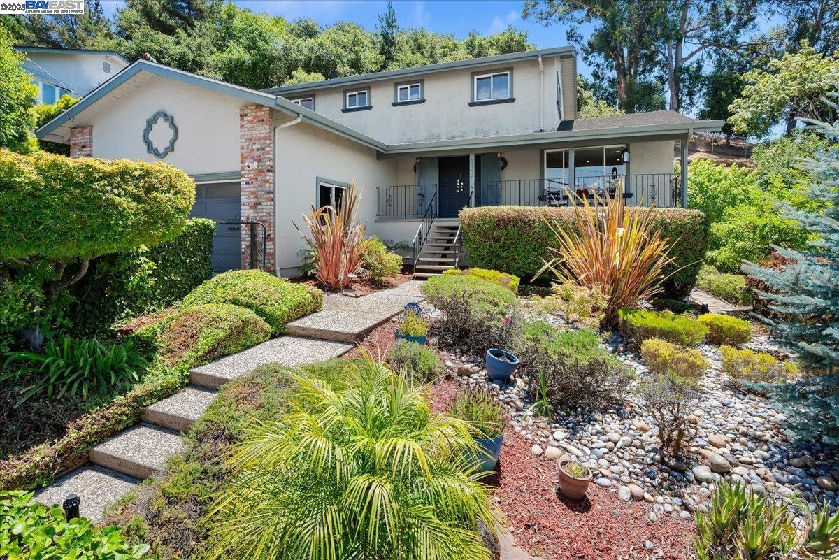 3457 Hackamore Dr