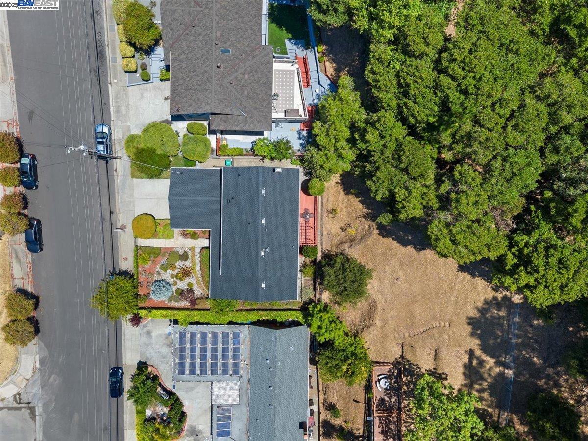 3457 Hackamore Dr