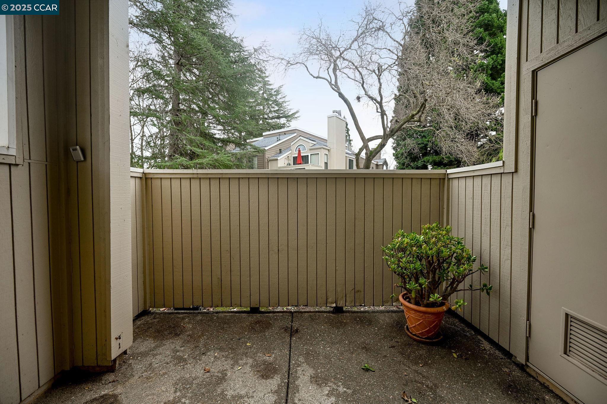 273 S Overlook Dr