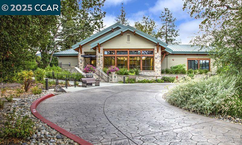 1257 Singingwood Ct # 1